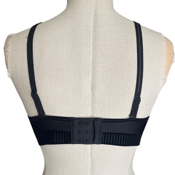 Alo Yoga Airlift Line Up Bra Black Small - Picture 6 of 11